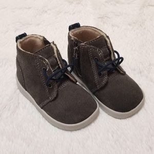 Sold elsewhere UGG Toddler Boots Sz 4/5